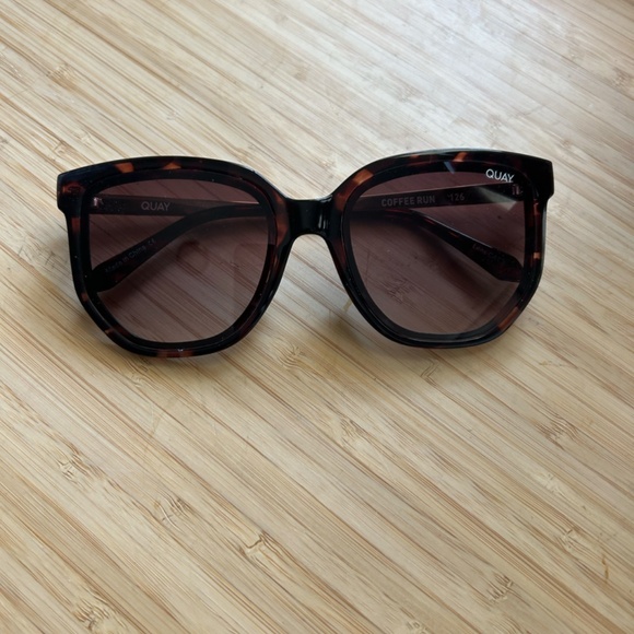 Quay Australia COFFEE RUN - TORTOISE/BROWN - Picture 4 of 6